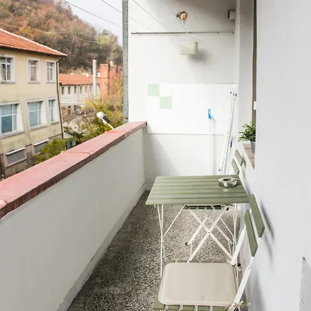 Cozy 2bdrm Near & Free Street Parking * Veliko Tarnovo
